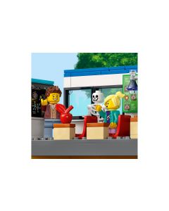 LEGO® City Schule mit Schulbus 60329